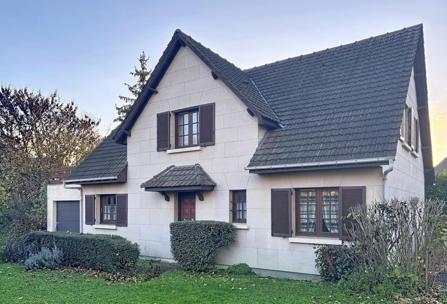 UNE MAISON INDIVIDUELLE SECURISEE DANS UN SECTEUR CALME — photo 1