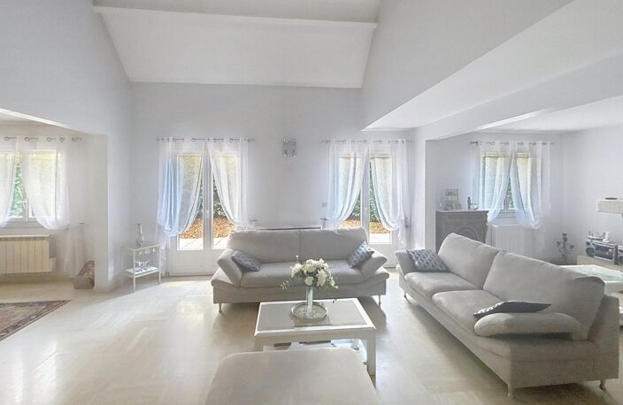 UNE MAISON INDIVIDUELLE SECURISEE DANS UN SECTEUR CALME — photo 5