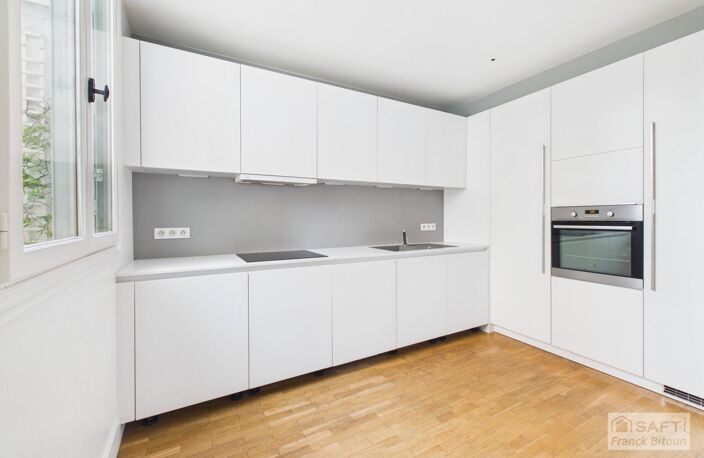 Bécon, Pont de Levallois. Maison 5 chambres avec garage. — photo 3
