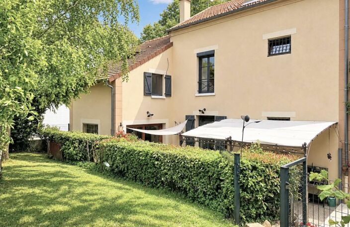 Maison de charme, 4 chambres, garage double — photo 2