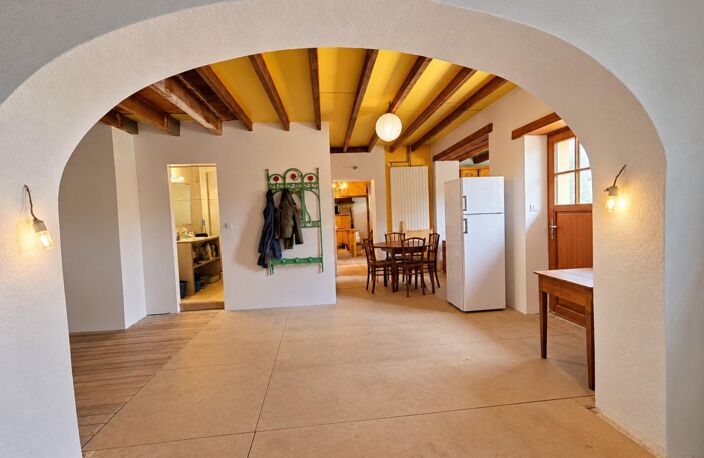 Un ensemble immobilier atypique de 412 m² — photo 4