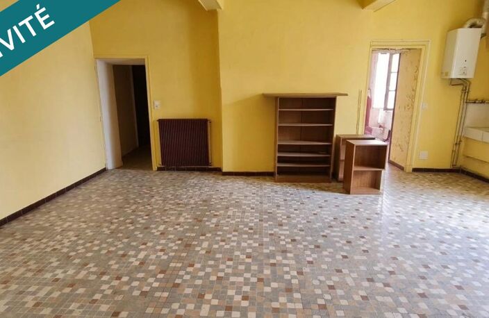 Immeuble avec 3 appartements, dépendance et terrain — photo 4