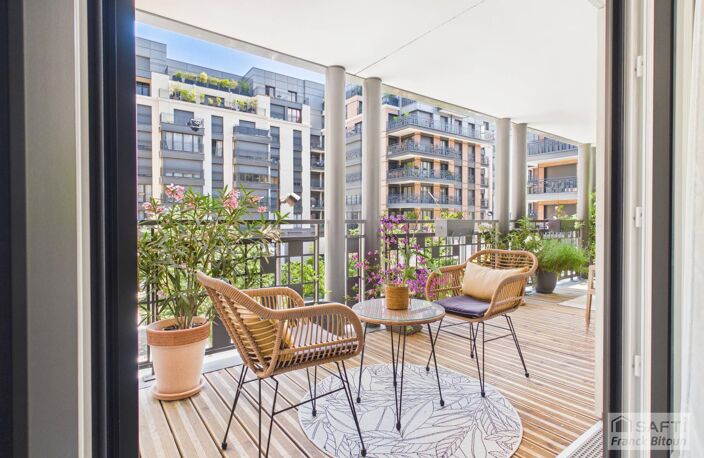 Delage - Bécon. 4 pièces de 2024 avec terrasse, cave et 2 parkings (en sus) — photo 2
