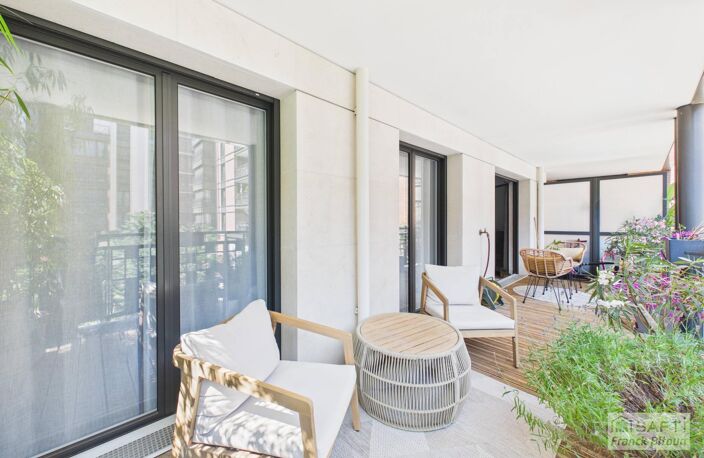 Delage - Bécon. 4 pièces de 2024 avec terrasse, cave et 2 parkings (en sus) — photo 4