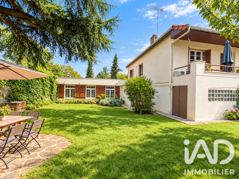 Vente Maison/villa 9 pièces — photo 1