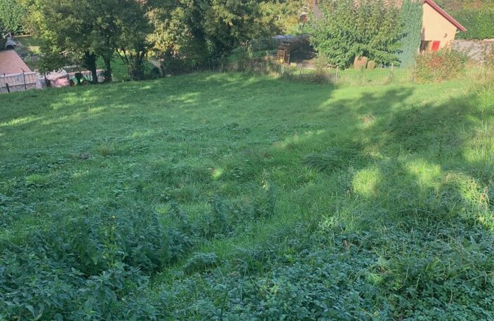 A vendre très beau terrain constructible d'environ 1102 m2 — photo 2