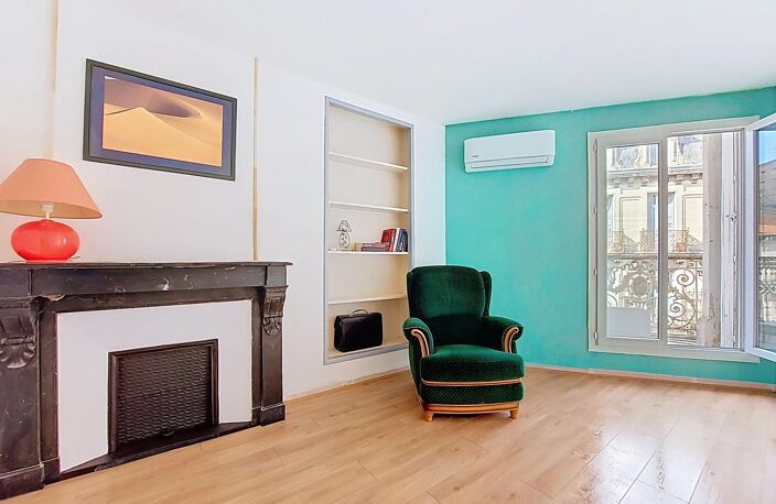 BÉZIERS  APPARTEMENT T3 RÉNOVÉ DANS UN IMMEUBLE HAUSSMANNIEN — photo 5