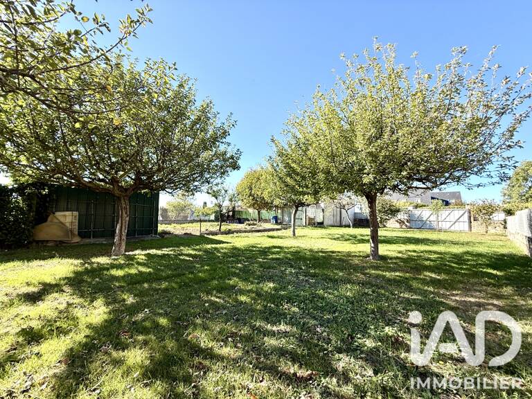 Vente Surface diverse 1 098 m&sup2; — photo 1