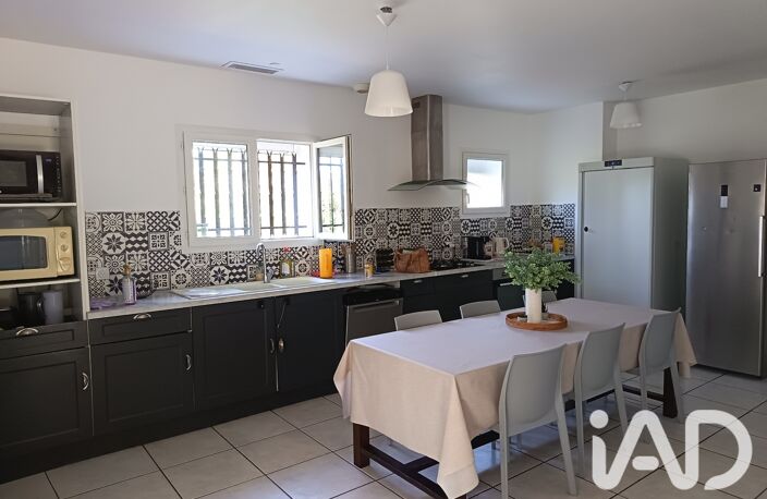 Vente Maison/villa 12 pièces — photo 2