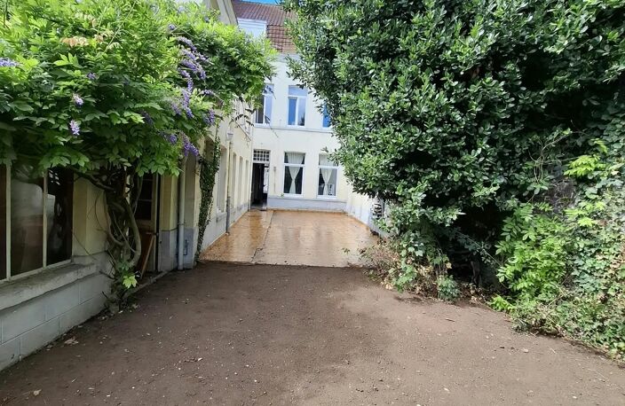 Vente Maison/villa 10 pièces — photo 3
