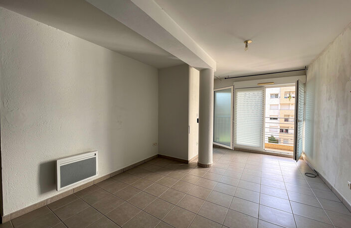 MARSEILLE 4e   CHARTREUX | T2 avec garage en sous-sol | Résidence de 2016 | 155 000 € — photo 2