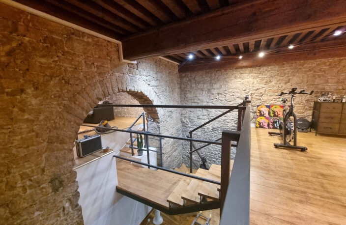 VENTE LYON 69001 - CROIX PAQUET - LOFT DE CHARME EN DUPLEX 104M2 AMENAGE EN T2 AVEC GARAGE DOUBLE — photo 5