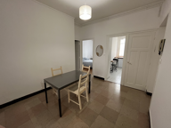 LOCATION - Appartement 4 pièces de 68,30m2, avec 2 chambres et un balconnet, situé au 1er étage à Lyon 6e (Mas — photo 3