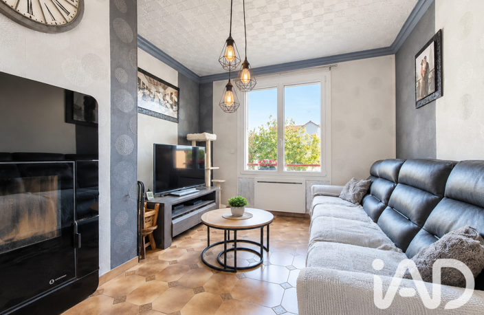 Vente Maison/villa 7 pièces — photo 2
