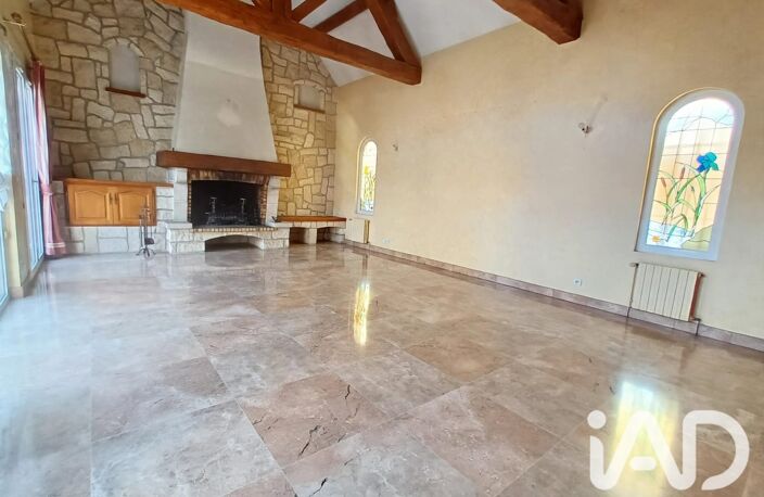 Vente Maison/villa 7 pièces — photo 2