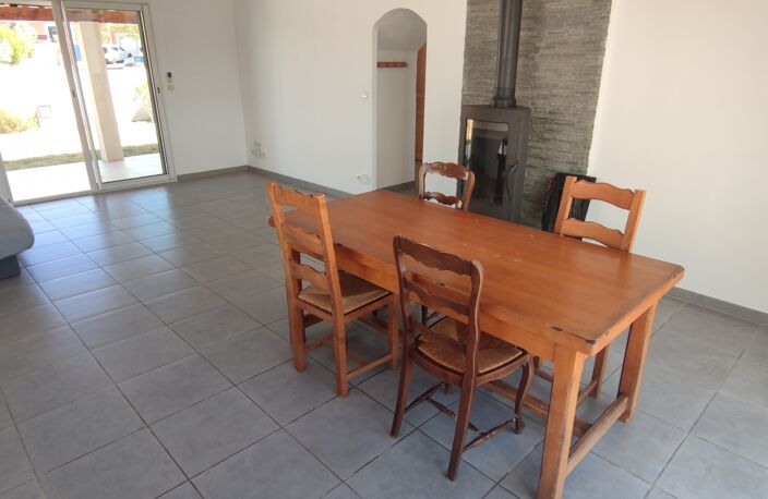 Location Maison traditionnelle 4 pièces — photo 4