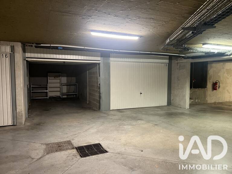 Vente Garage 14 m&sup2; — photo 1