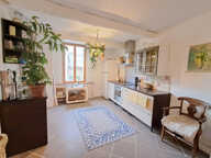 A VENDRE- CHARMANTE MAISON DE VILLE AVEC GARAGE ET JOLI PATIO -SOMMIERES — photo 4