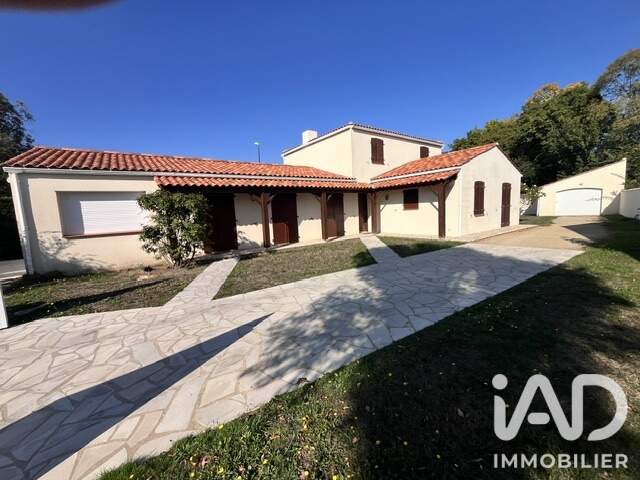 Vente Maison/villa 7 pièces — photo du bien