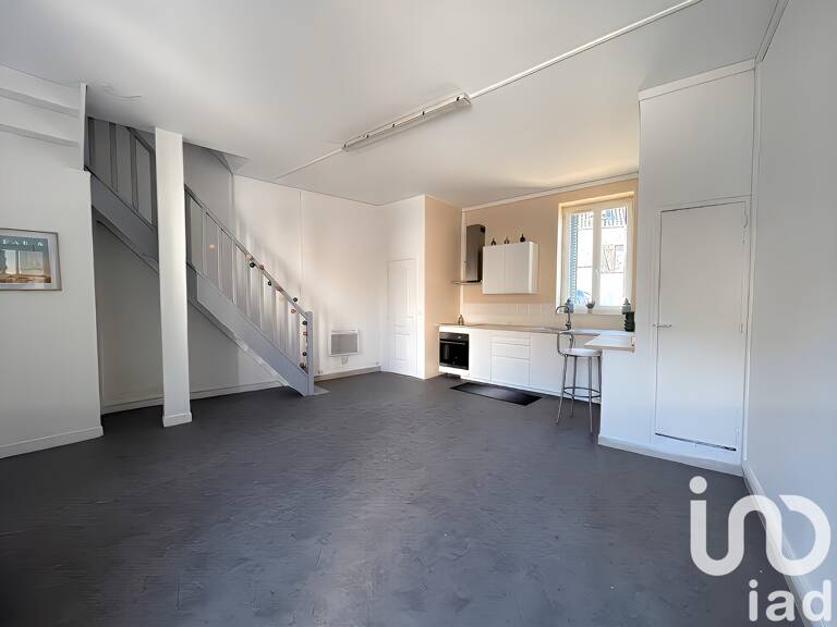 Location Maison de ville 4 pièces — photo 1