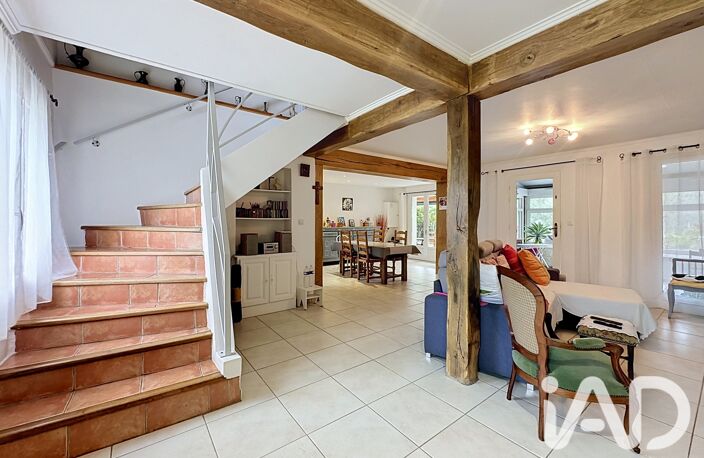 Vente Maison/villa 9 pièces — photo 3