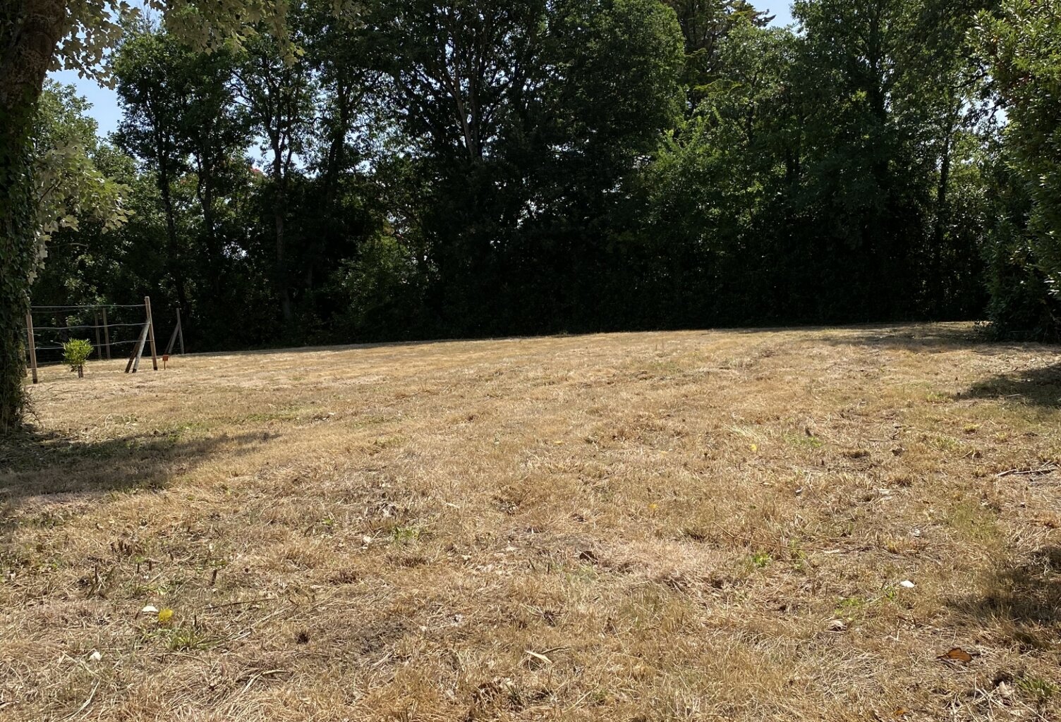 Vente Terrain à bâtir 708 m&sup2; — photo 1