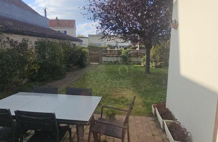 Vente Maison/villa 5 pièces — photo 3