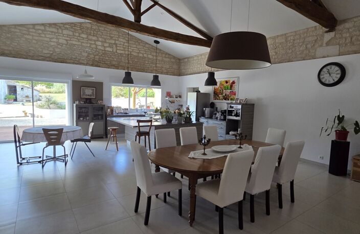 Vente Maison/villa 13 pièces — photo 4