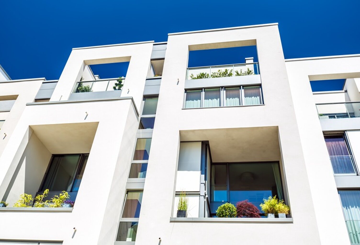 AU PRIX DE VOTRE LOYER A DRANCY – SUPERBE 3 PIÈCES AVEC GRAND EXTÉRIEUR ! — photo 1