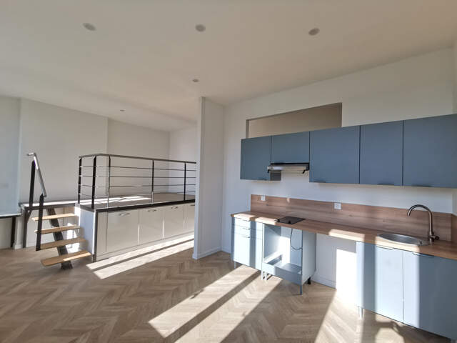 Rue Pierre Dupré - T1 40 m2 - refait à NEUF - 3 ème étage — photo du bien