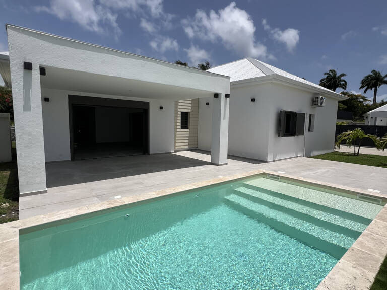 Villa T5 contemporaine piscine garage résidence de standing — photo 1