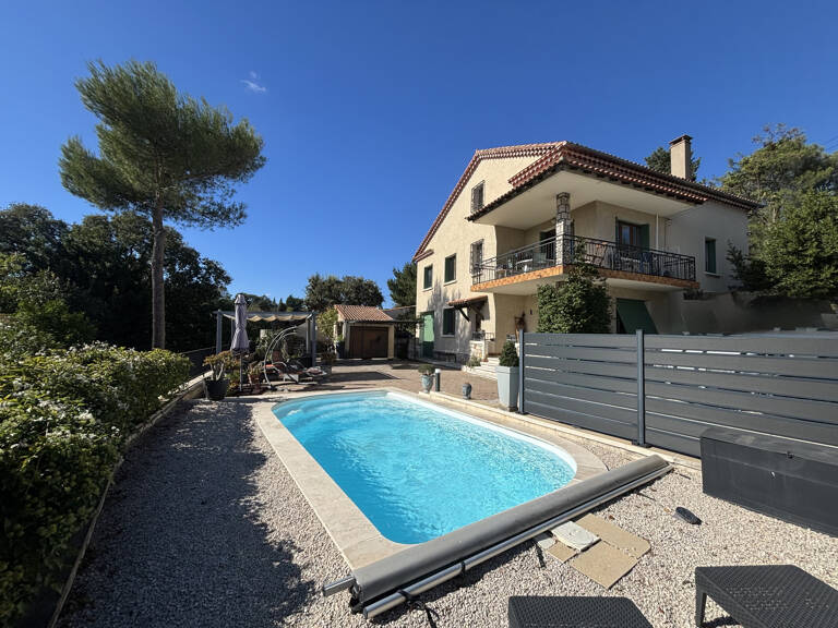 Nîmes Maison de 174m2 Quartier Font Chapelle vue dominante — photo 1