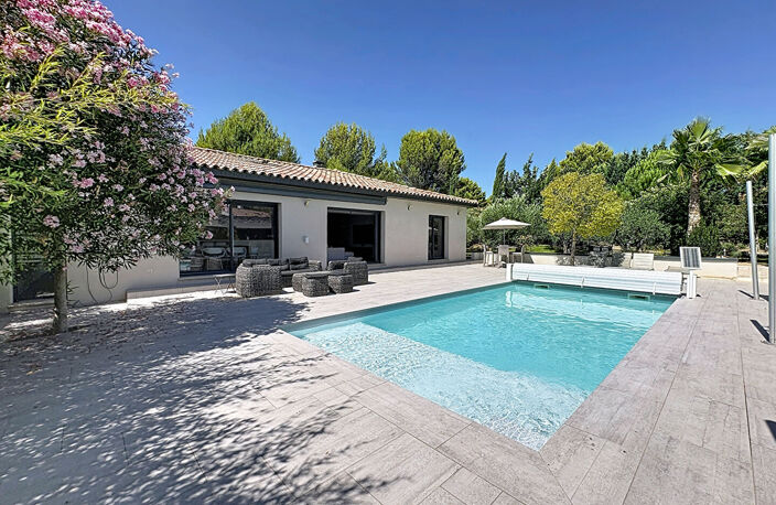 MAISON 140 M2 LAMBESC — photo 2