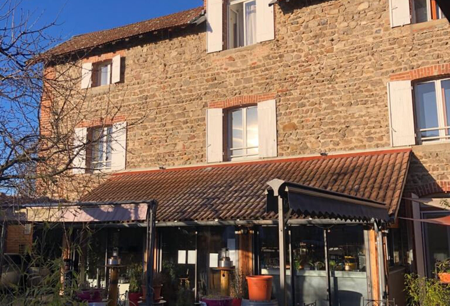 Maison d'habitation et d'activité - Murs restaurant  plaine du forez — photo 1