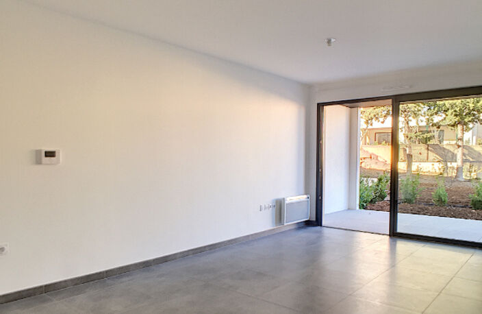 Résidence LE BELMONT - Type 2 en rez de jardin avec parking en sous-sol — photo 4