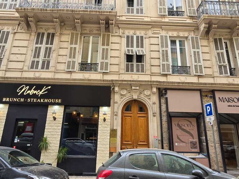 Nice - Centre ville - Appartement 5 pièces de 104m² en partie loué — photo 1