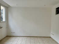 Grand studio avec coin nuit — photo 3