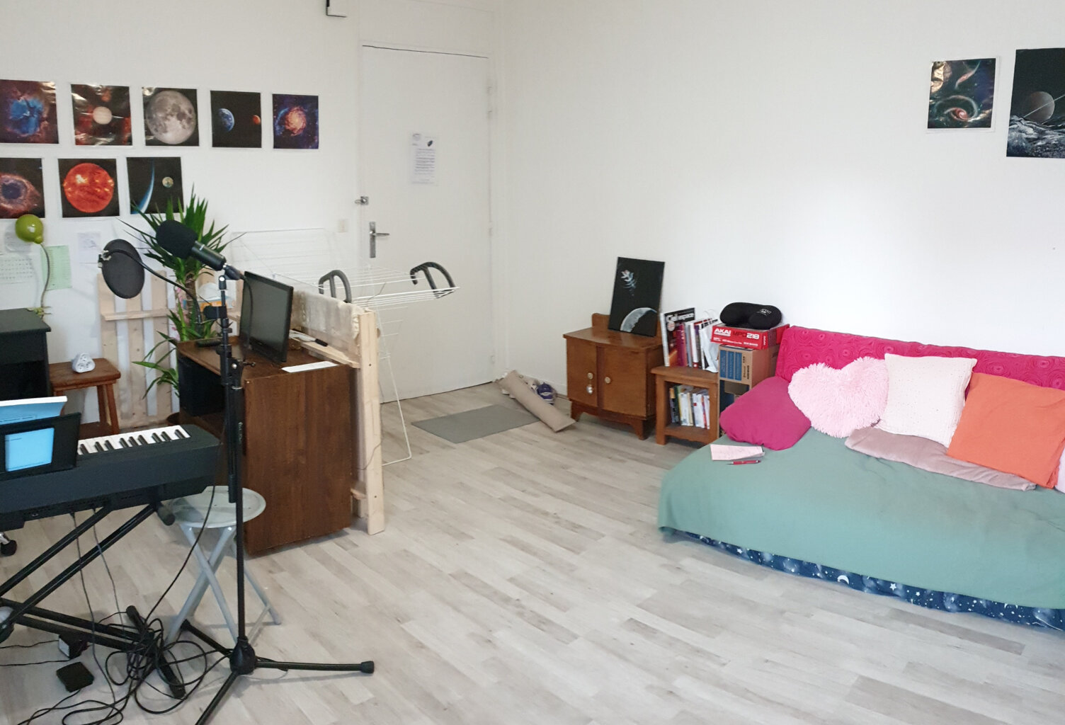 STUDIO QUARTIER SALIN REFAIT A NEUF — photo 1