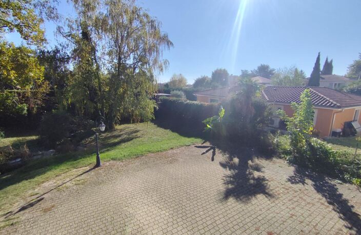 Maison À Vendre 115 m² au calme — photo 2