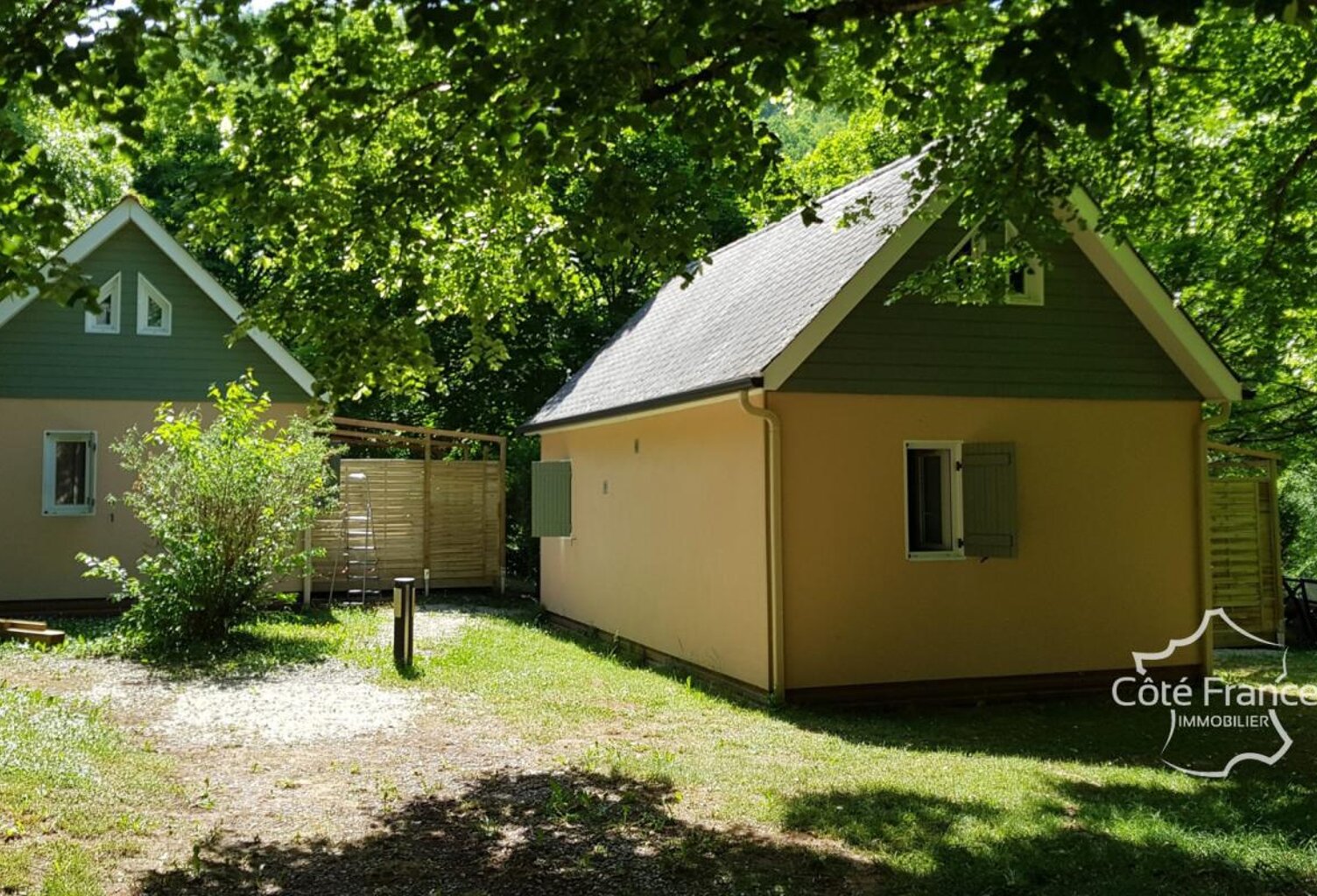 Village de vacances - 20 Chalets | restaurant/bar | 12300 Co — photo 1