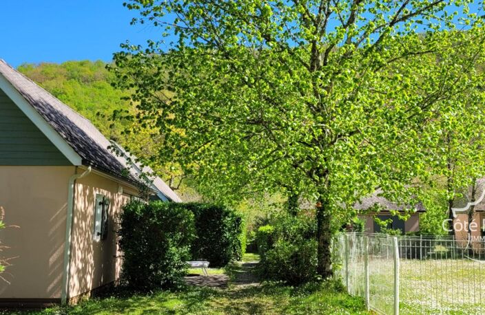 Village de vacances - 20 Chalets | restaurant/bar | 12300 Co — photo 2