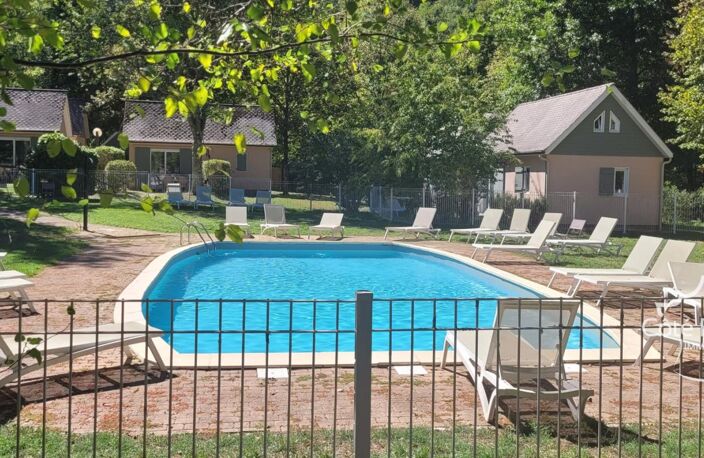 Village de vacances - 20 Chalets | restaurant/bar | 12300 Co — photo 5