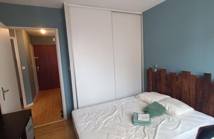 LOCATION T3 DUPLEX RODEZ SANS FRAIS D'AGENCE — photo 2