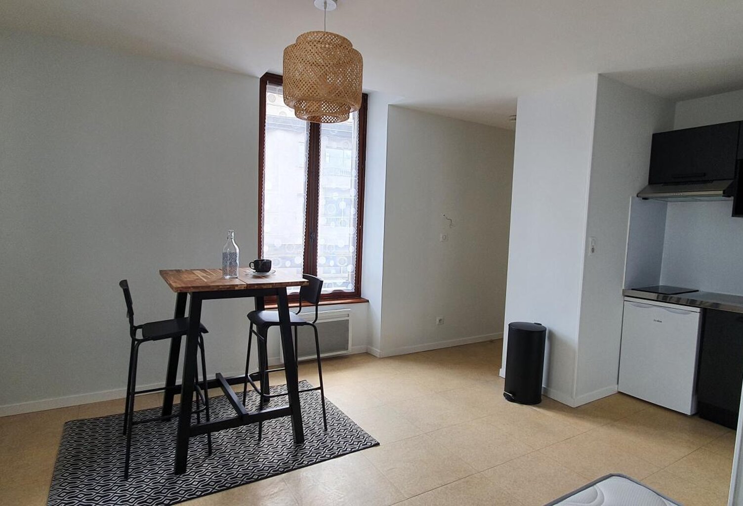 LOCATION STUDIO MEUBLE RODEZ SANS FRAIS D'AGENCE — photo 1