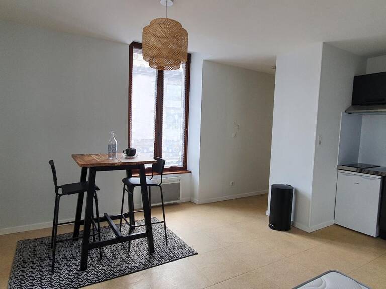 LOCATION STUDIO MEUBLE RODEZ SANS FRAIS D'AGENCE — photo 1