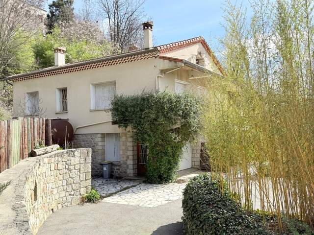 Maison À Vendre — photo du bien