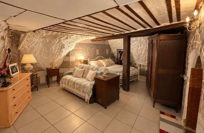 Rare - maison de village troglodyte — photo 3
