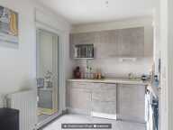 Appartement À Vendre — photo 2