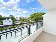 Appartement À Vendre — photo 3