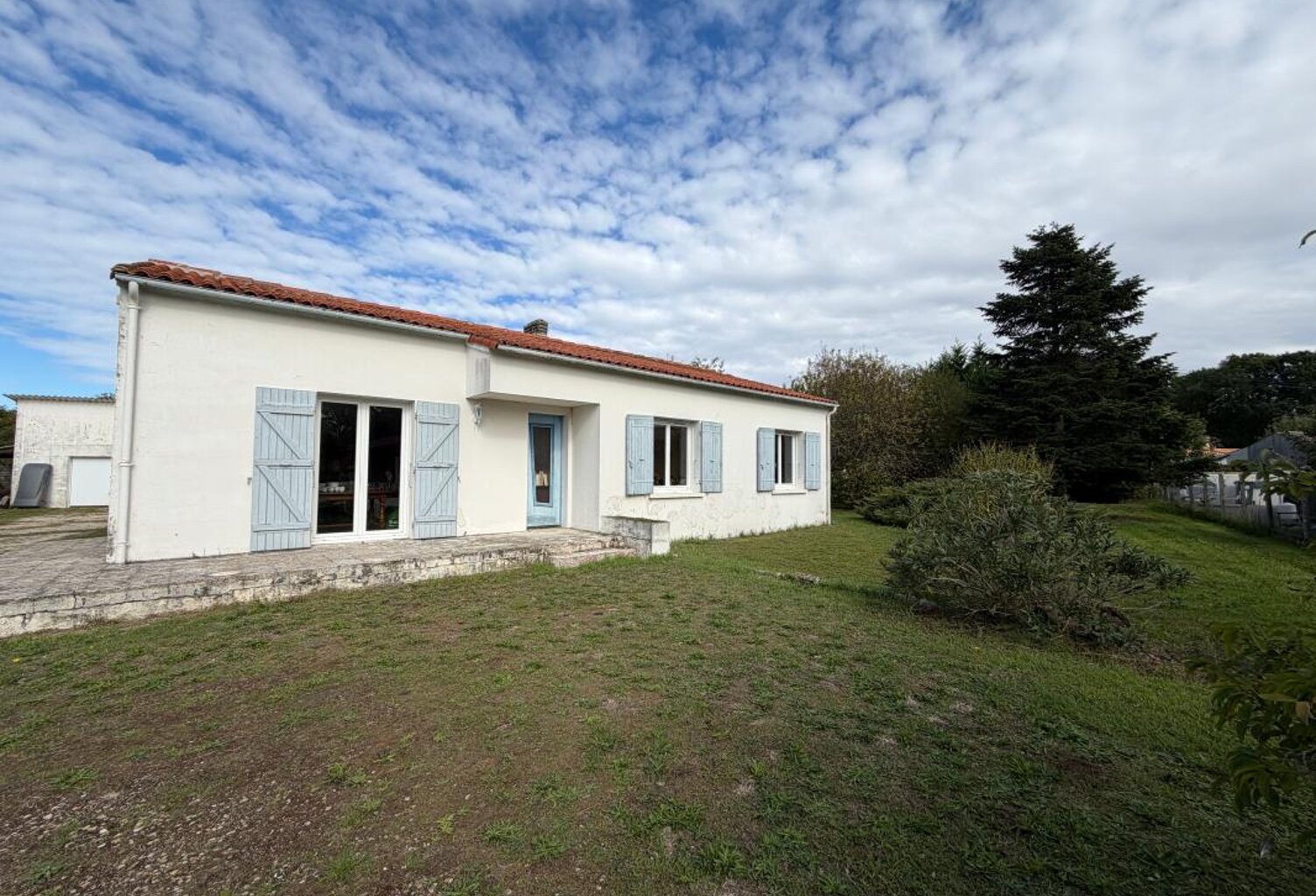 À VENDRE À ÉTAULES — photo 1